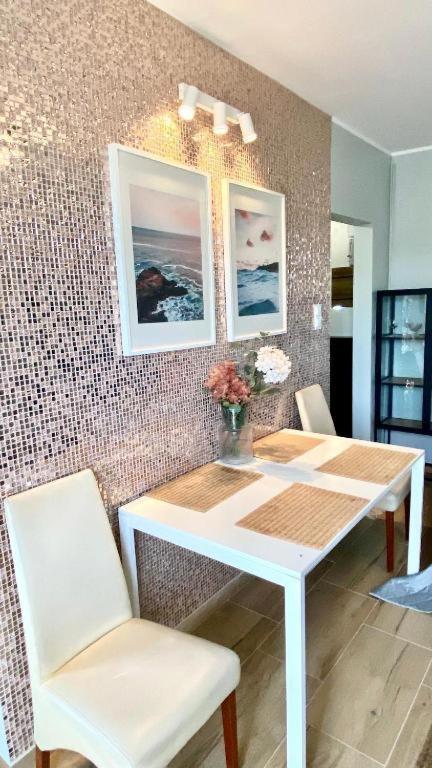 Apartament Wakacyjny Blisko Morza กดัญสก์ ภายนอก รูปภาพ